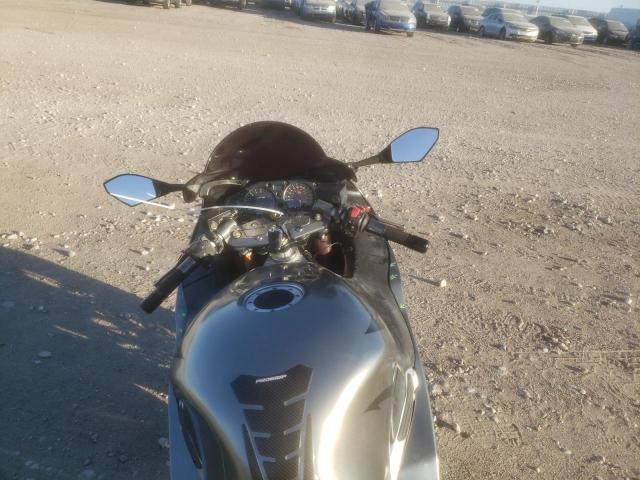 2005 SUZUKI GSX1300 RK JS1GW71A852108403