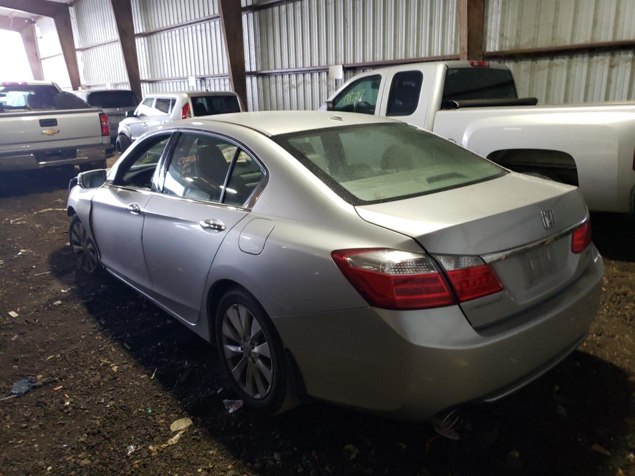 VIN 1HGCR3F80EA016770 2014 HONDA ACCORD no.3