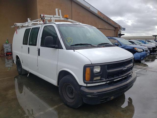 Salvage cars for sale from Copart Hayward, CA: 2000 Chevrolet Express G1
