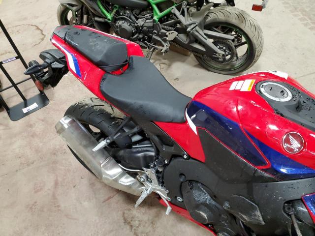 2022 HONDA CBR1000 RA - JH2SC7752NK500447