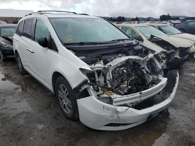 VIN 5FNRL5H60DB067340 2013 HONDA ODYSSEY no.1