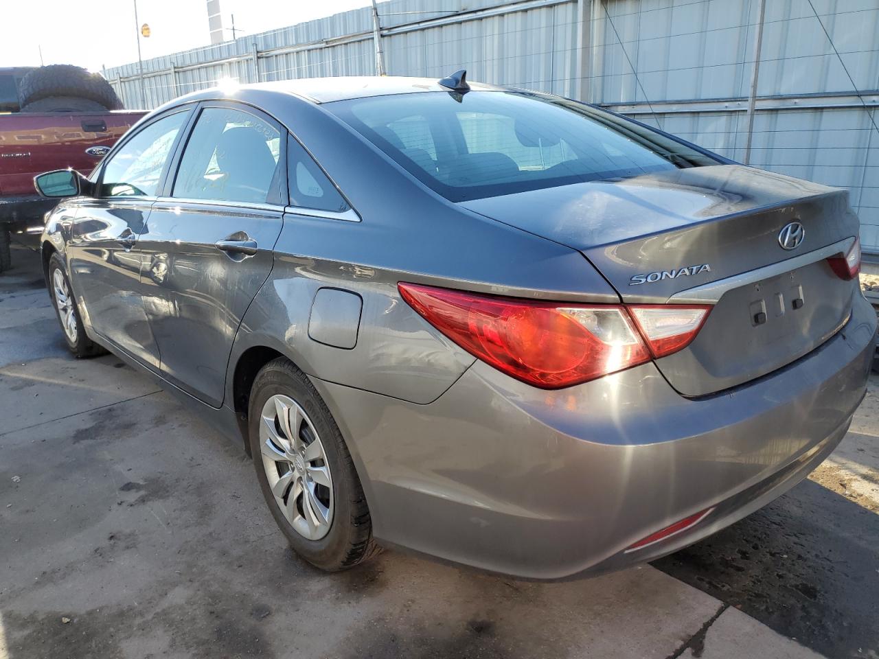 Lot #2558924782 2012 HYUNDAI SONATA GLS