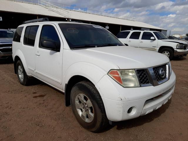 2005 Nissan Pathfinder LE