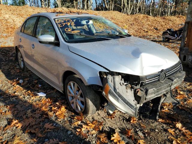 Salvage cars for sale from Copart Lyman, ME: 2012 Volkswagen Jetta SE