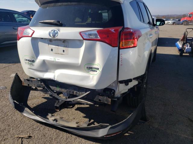 2015 TOYOTA RAV 4 JTMDFREV4FD162059