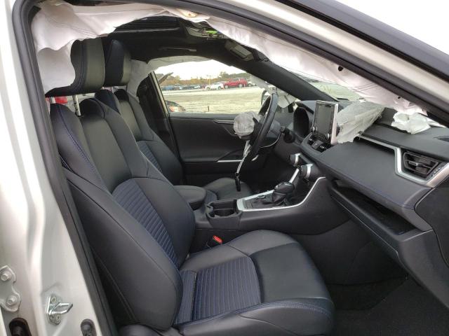 2020 TOYOTA RAV4 XSE - JTMEWRFV7LJ034043