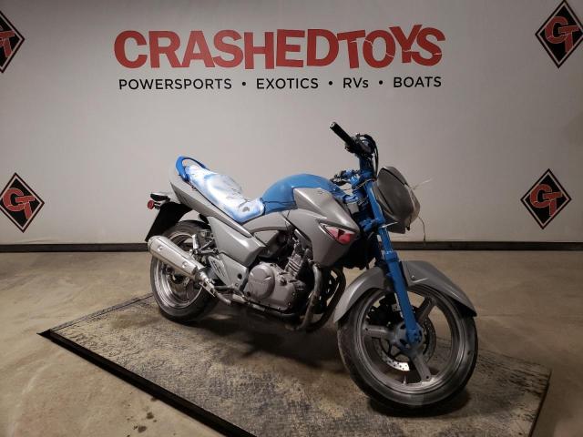 Salvage cars for sale from Copart Eldridge, IA: 2013 Suzuki GW250