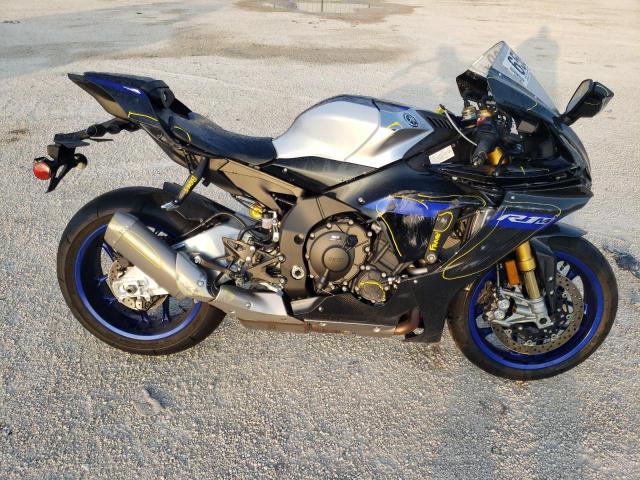 2022 YAMAHA YZFR1M JYARN67E8NA000497