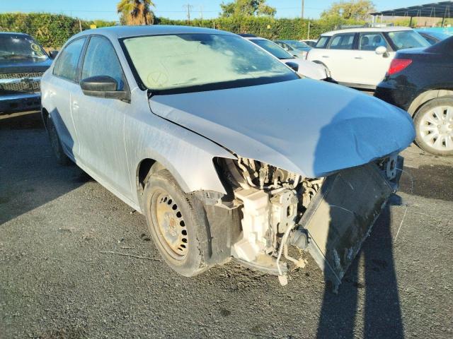 Salvage cars for sale from Copart San Martin, CA: 2014 Volkswagen Jetta Base