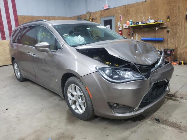 Salvage cars for sale from Copart Kincheloe, MI: 2018 Chrysler Pacifica T