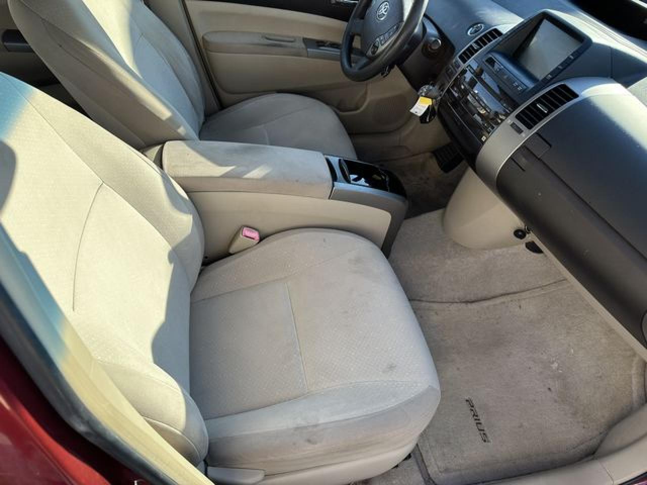 2005 Toyota Prius VIN: JTDKB20U553048942 Lot: 66397702