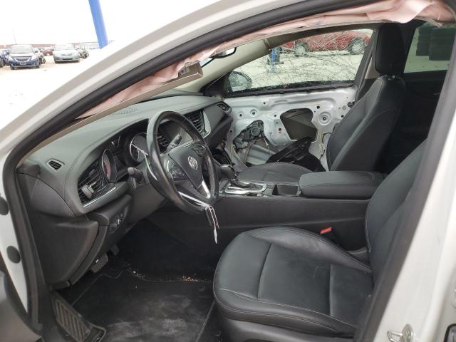 2018 BUICK REGAL ESSE W04GP6SX4J1112667