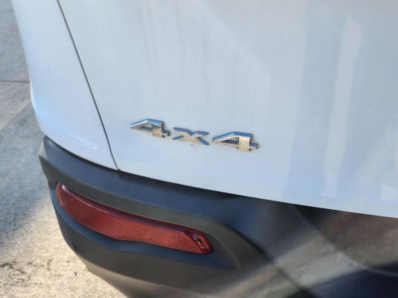 2016 Jeep Cherokee Latitude VIN: 1C4PJMCSXGW154853 Lot: 66397692