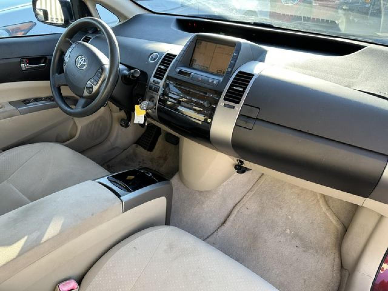 2005 Toyota Prius VIN: JTDKB20U553048942 Lot: 66397702