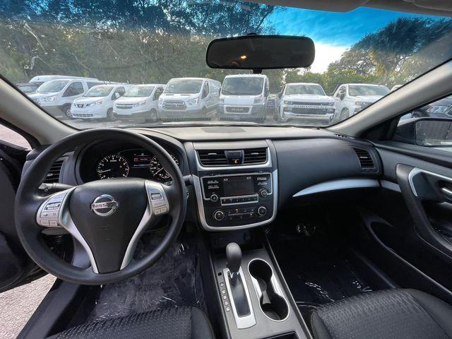 VIN: 1N4AL3AP4GN389057 Auction: COPART Lot: 66397772 Location: FL - JACKSONVILLE NORTH 1N4AL3AP4GN389057 NISSAN ALTIMA 2016 UNKNOWN - NOT OK FOR INV. Photo 16