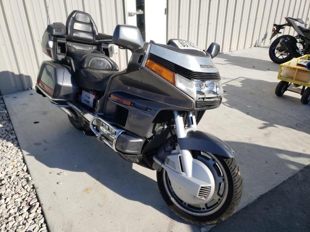 Salvage cars for sale from Copart Franklin, WI: 1988 Honda GL1500