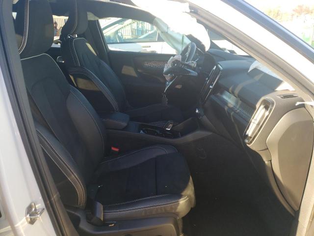 2021 VOLVO XC40 RECHA YV4ED3UR9M2528292