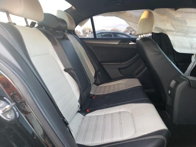 2016 VOLKSWAGEN 117 3VWD17AJ0GM233802