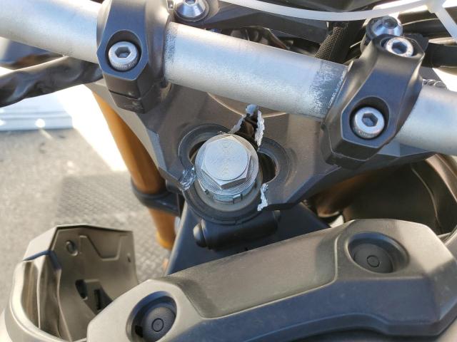 2015 YAMAHA FZ09 C JYARN33Y6FA002149