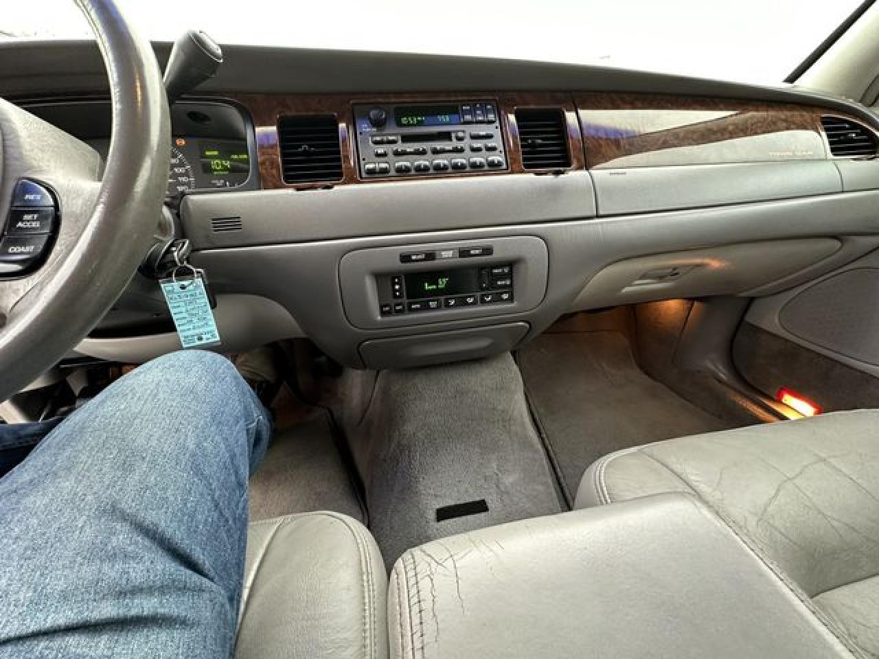 2001 Lincoln Town Car Executive VIN: 1LNHM81W51Y724922 Lot: 66546192