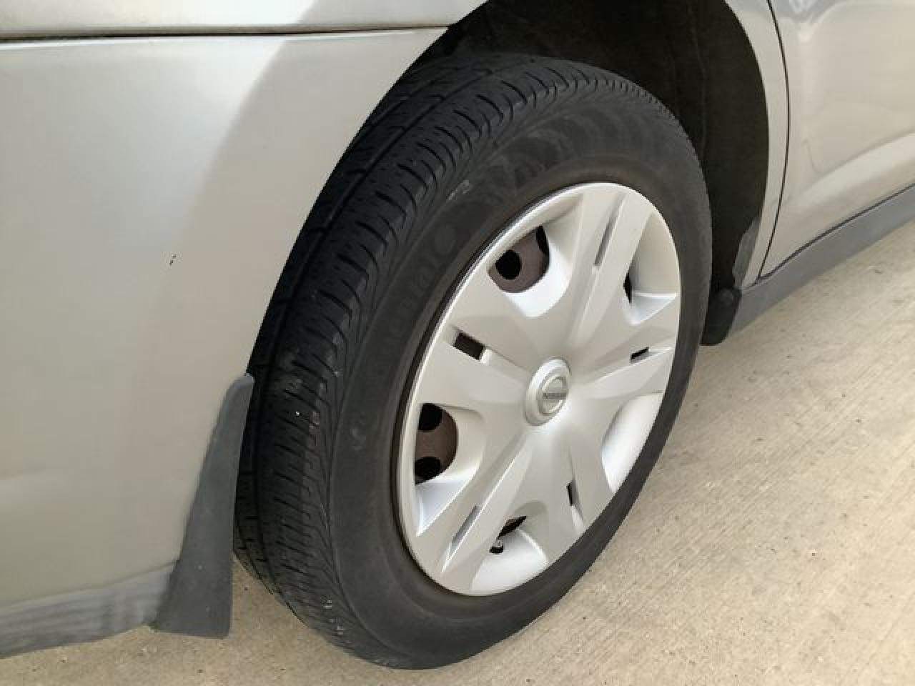 2011 Nissan Versa S VIN: 3N1BC1AP8BL404545 Lot: 66575532