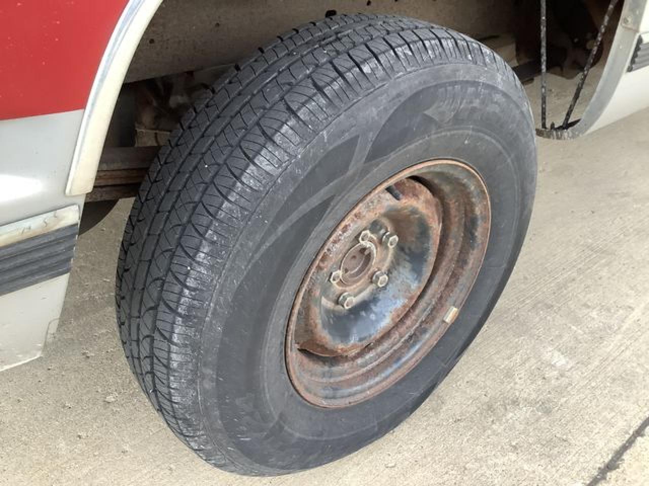 1996 Chevrolet Gmt-400 C1500 VIN: 2GCEC19M4T1170833 Lot: 66575542