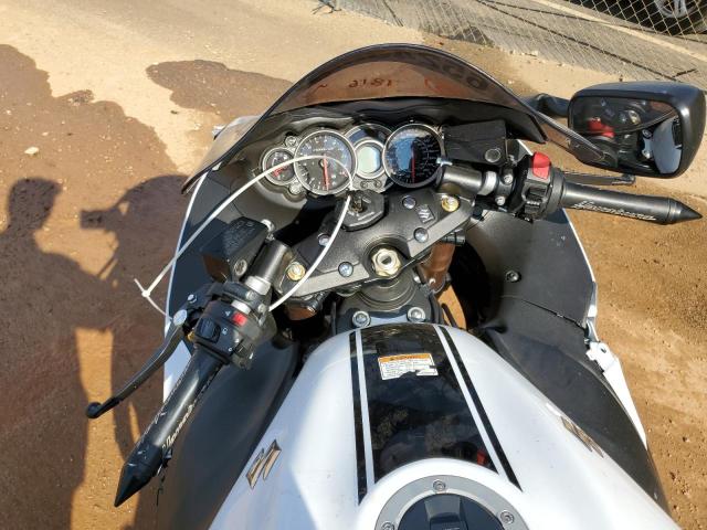 2017 SUZUKI GSX1300 RA JS1GX72B6H2100390