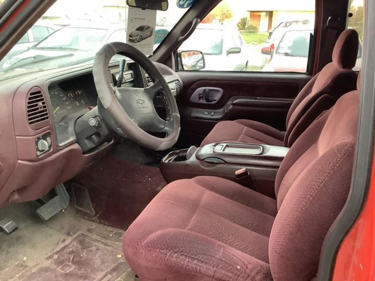 1996 Chevrolet Gmt-400 C1500 VIN: 2GCEC19M4T1170833 Lot: 66575542