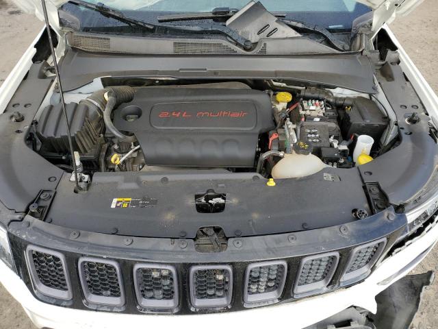 3C4NJDDB1KT601025 Jeep Compass Trailhawk