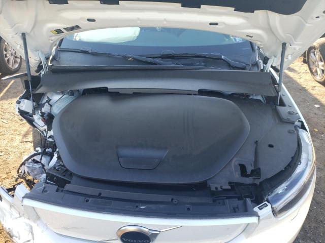2021 VOLVO XC40 RECHA YV4ED3UR9M2528292