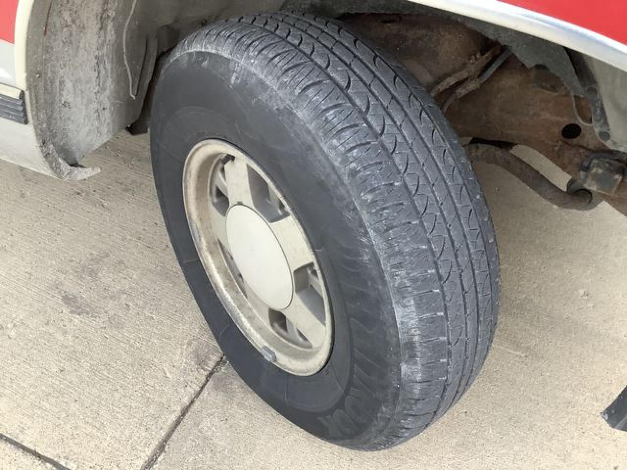 1996 Chevrolet Gmt-400 C1500 VIN: 2GCEC19M4T1170833 Lot: 66575542