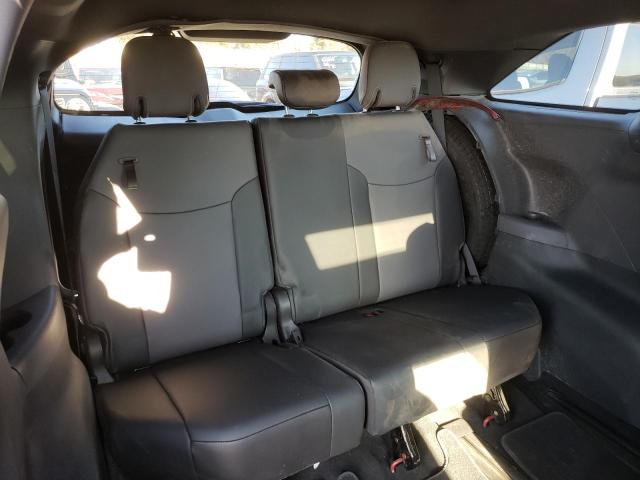 2022 TOYOTA SIENNA XSE 5TDXRKEC1NS113365