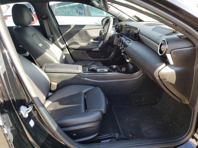 2019 MERCEDES-BENZ A 220 4MAT WDD3G4FB3KW026543