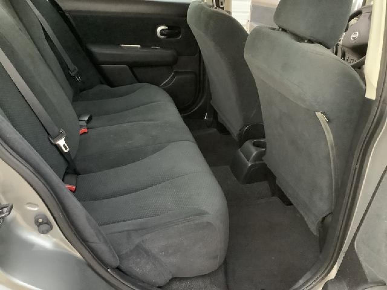 2011 Nissan Versa S VIN: 3N1BC1AP8BL404545 Lot: 66575532