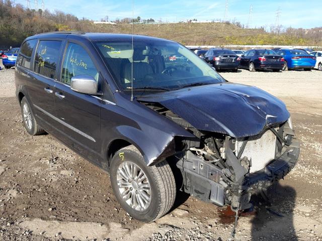 Salvage cars for sale from Copart West Mifflin, PA: 2013 Chrysler Town & Country