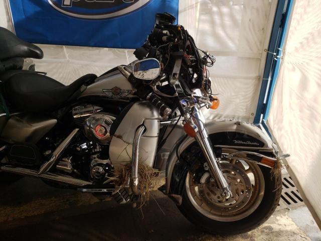 2003 HARLEY-DAVIDSON FLHTCUI AN 1HD1FCW473Y627653