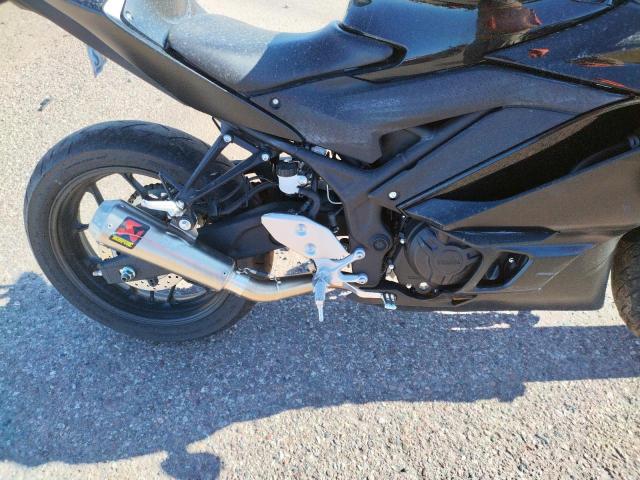2021 YAMAHA YZFR3 A MH3RH18Y8MK007449
