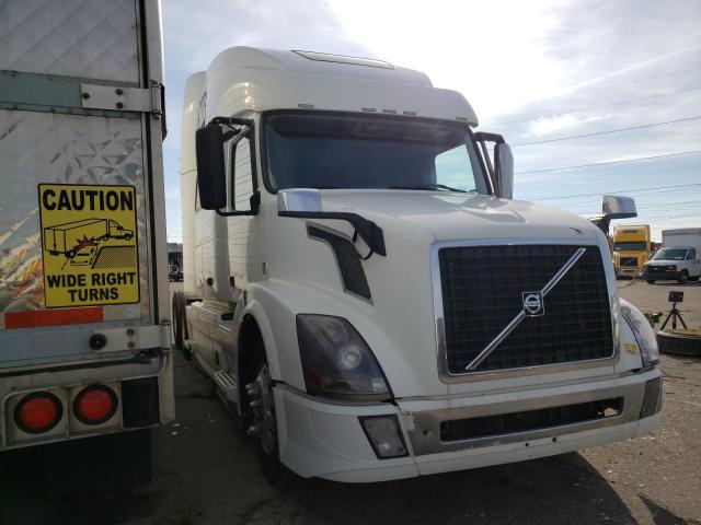 Salvage trucks for sale at Woodhaven, MI auction: 2015 Volvo VN VNL