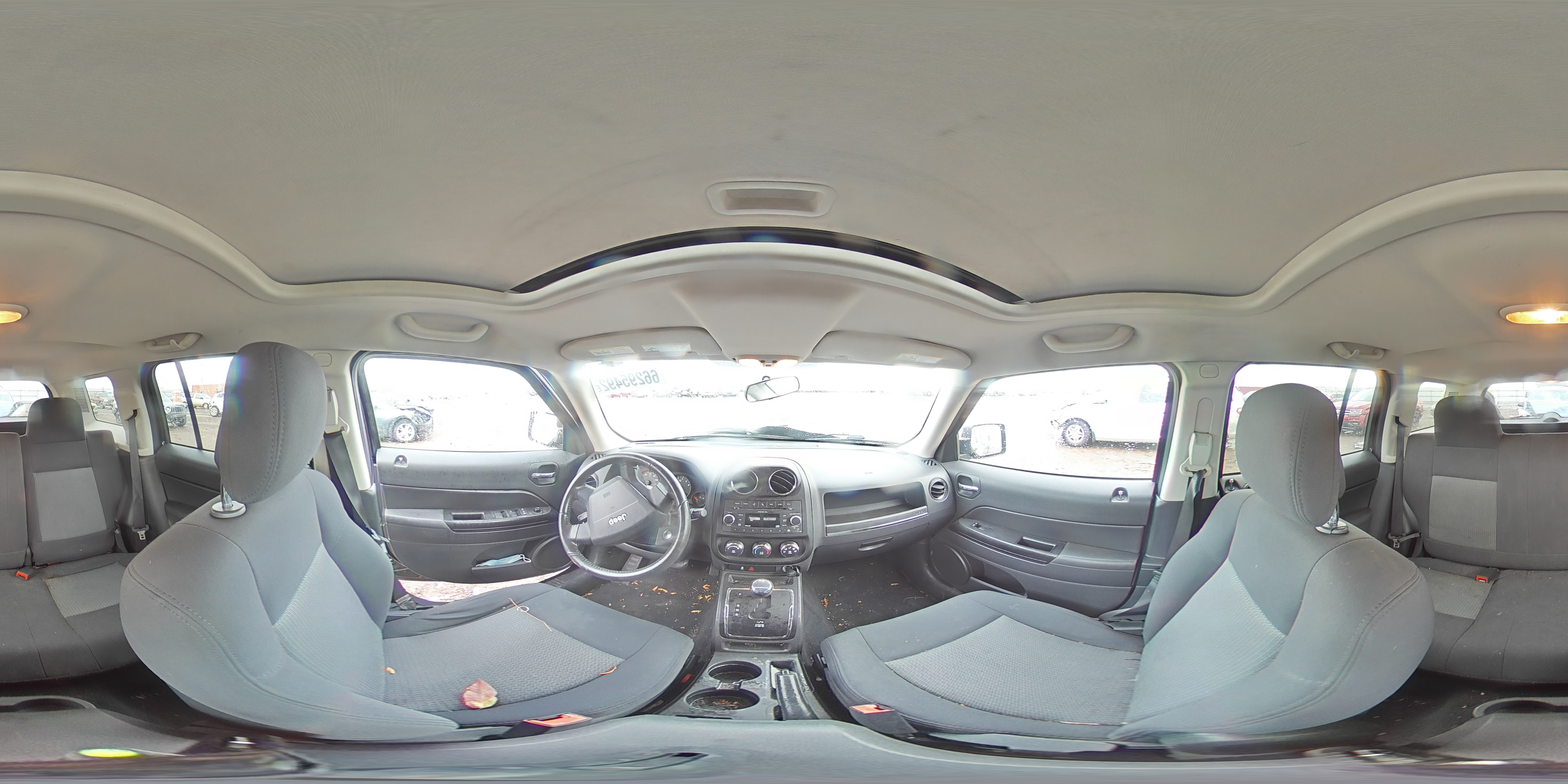 2010 Jeep Liberty (Patriot) - Image 12
