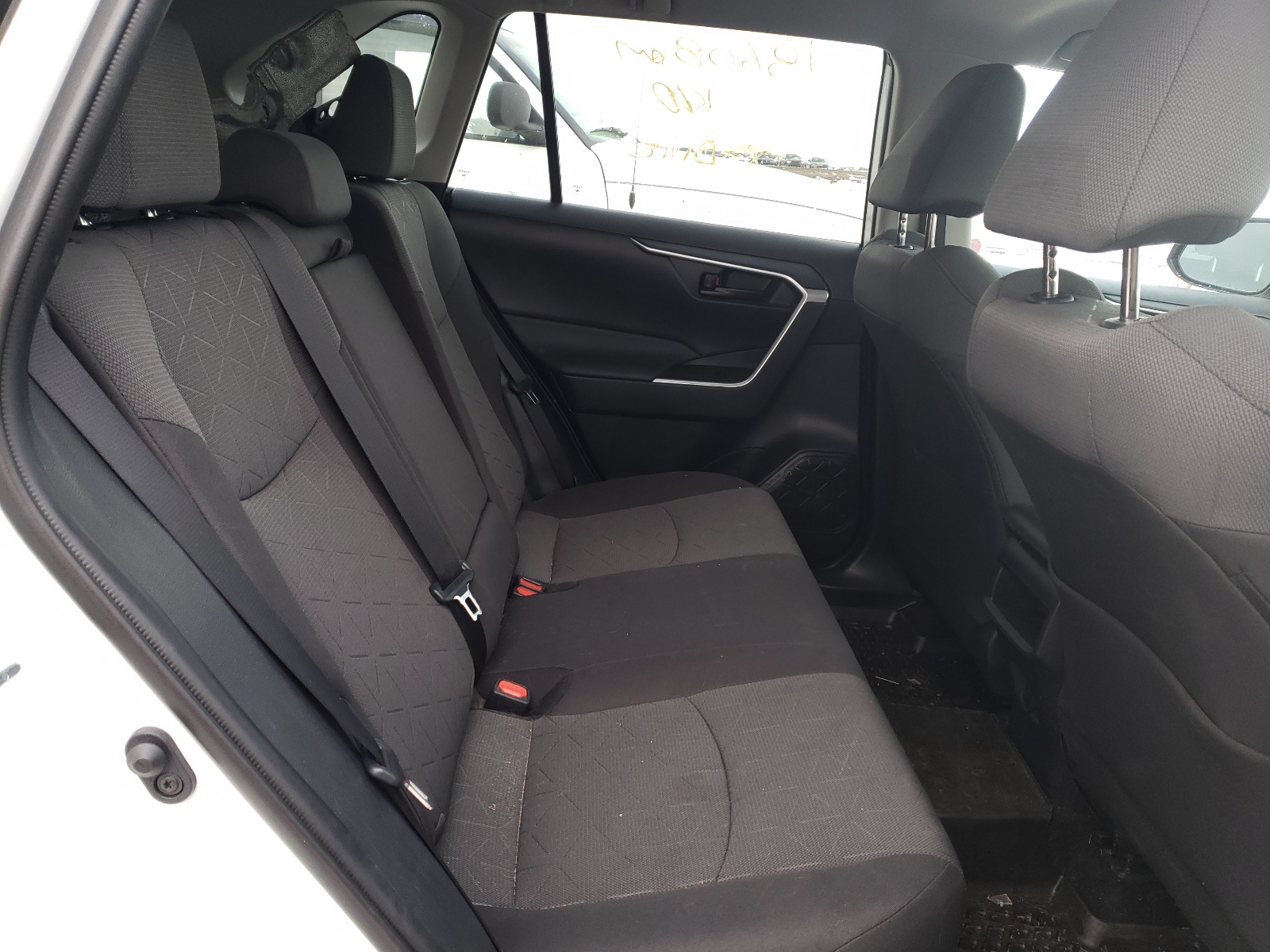 2T3B1RFV2MC176886 2021 Toyota Rav4 Le