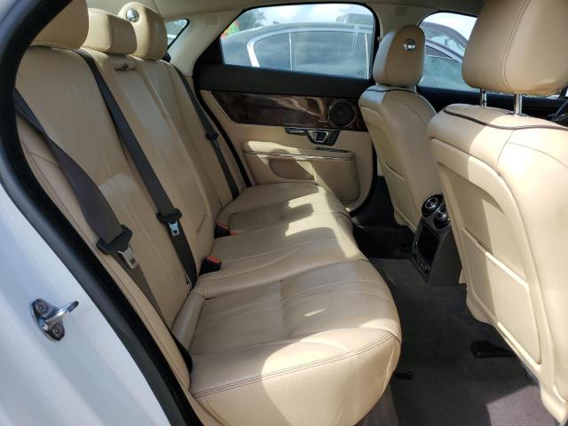 2017 JAGUAR XJ SAJWA1C73H8W12648