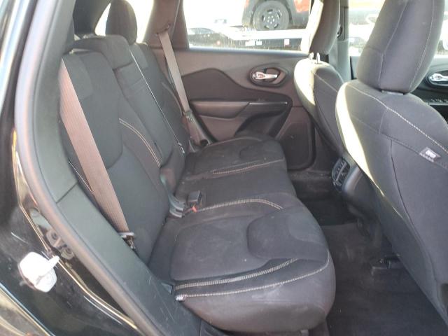 1C4PJLCB4GW208223 Jeep Cherokee Latitude
