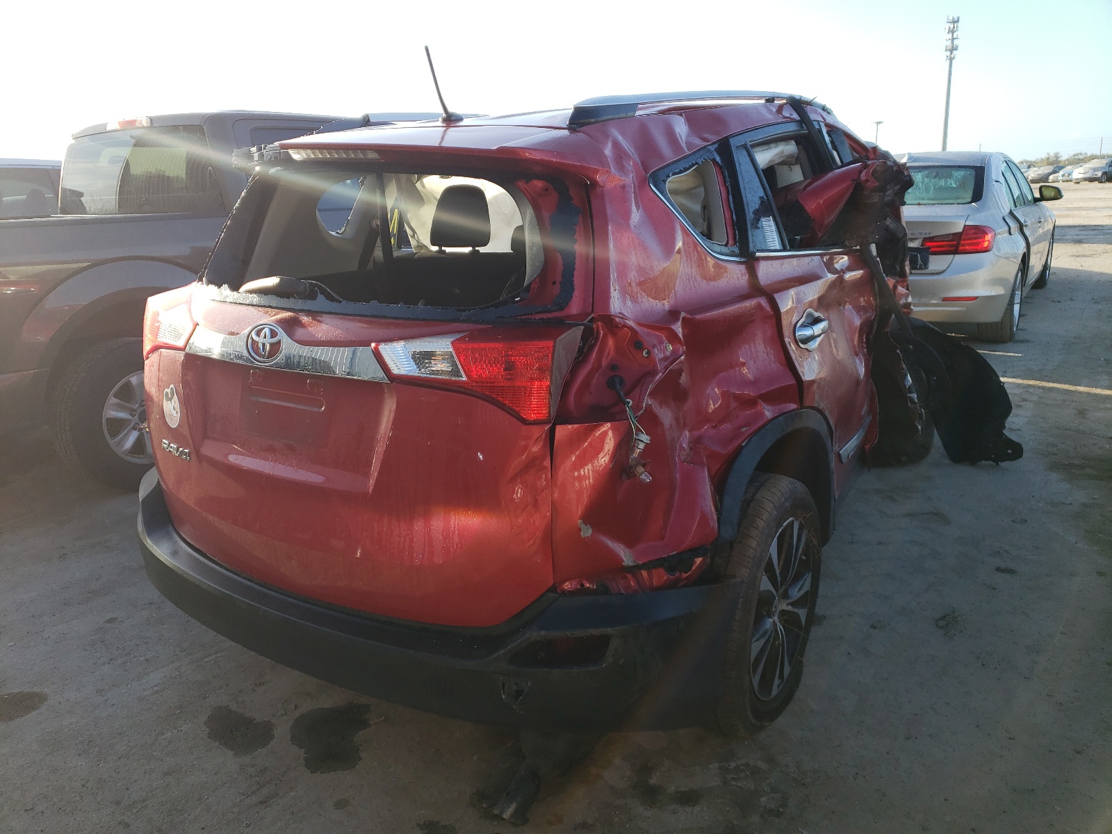 JTMZFREV2FJ025421 2015 Toyota Rav4 Le