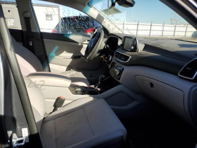 KM8J23A4XKU048825 Hyundai TUCSON SE