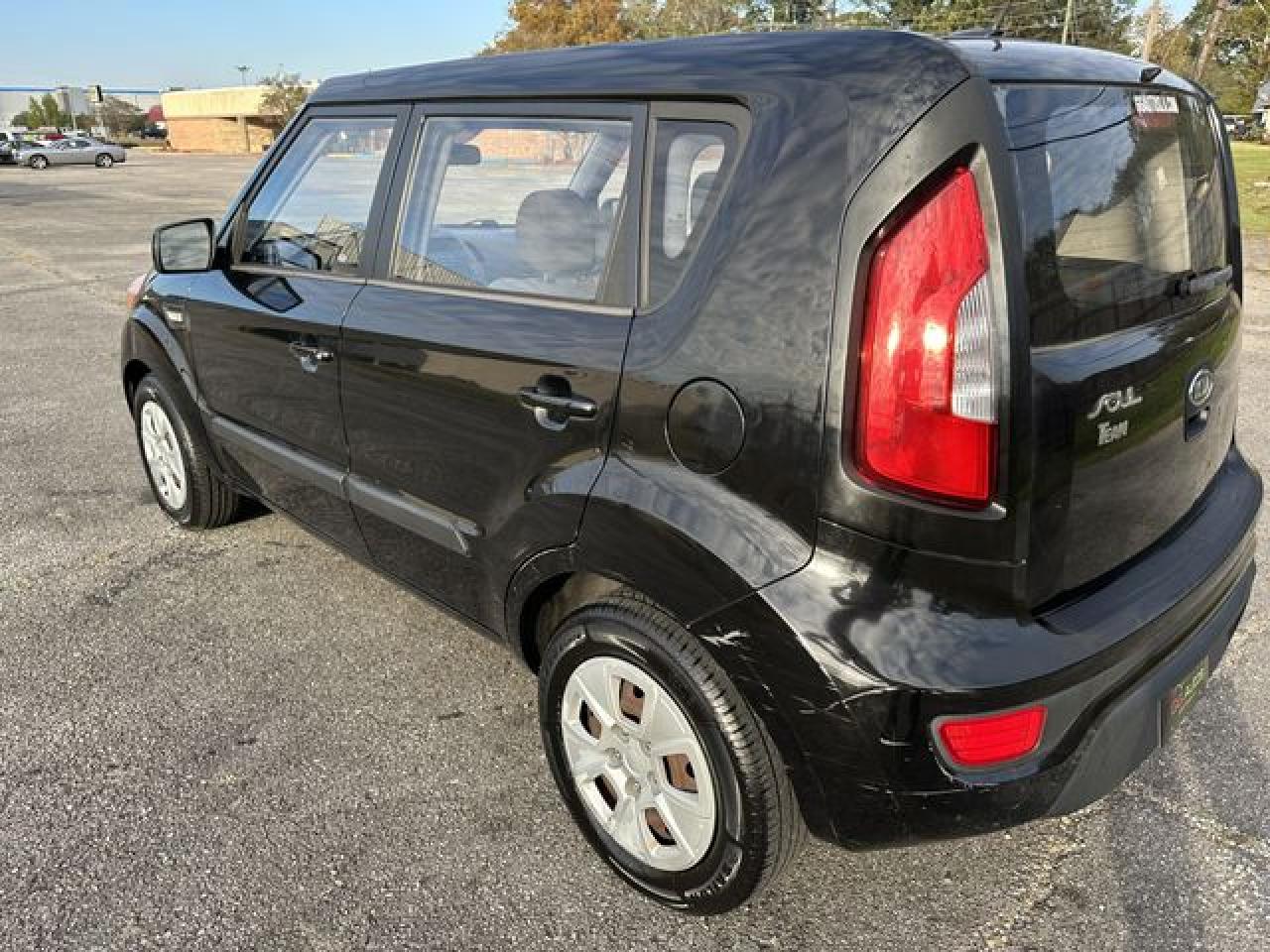 2012 Kia Soul VIN: KNDJT2A56C7744828 Lot: 66769562