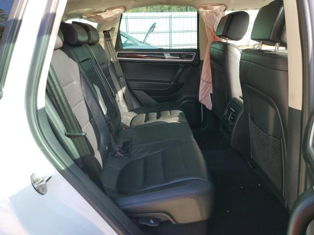 2017 VOLKSWAGEN TOUAREG EX WVGGF7BP7HD006426