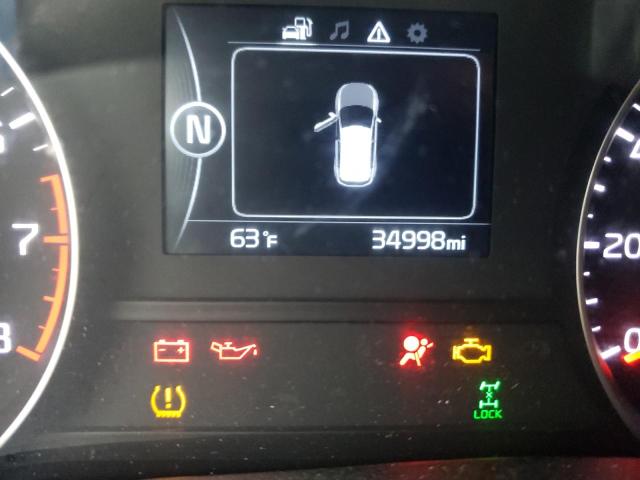KNDPMCAC8J7464501 KIA Sportage Lx