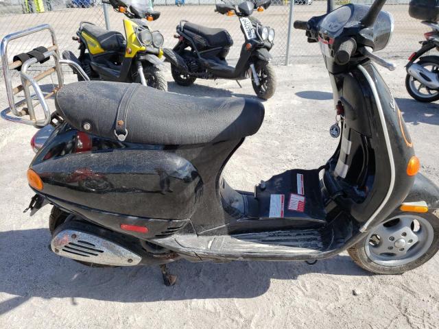 2005 VESPA M198F ZAPM198F955013009