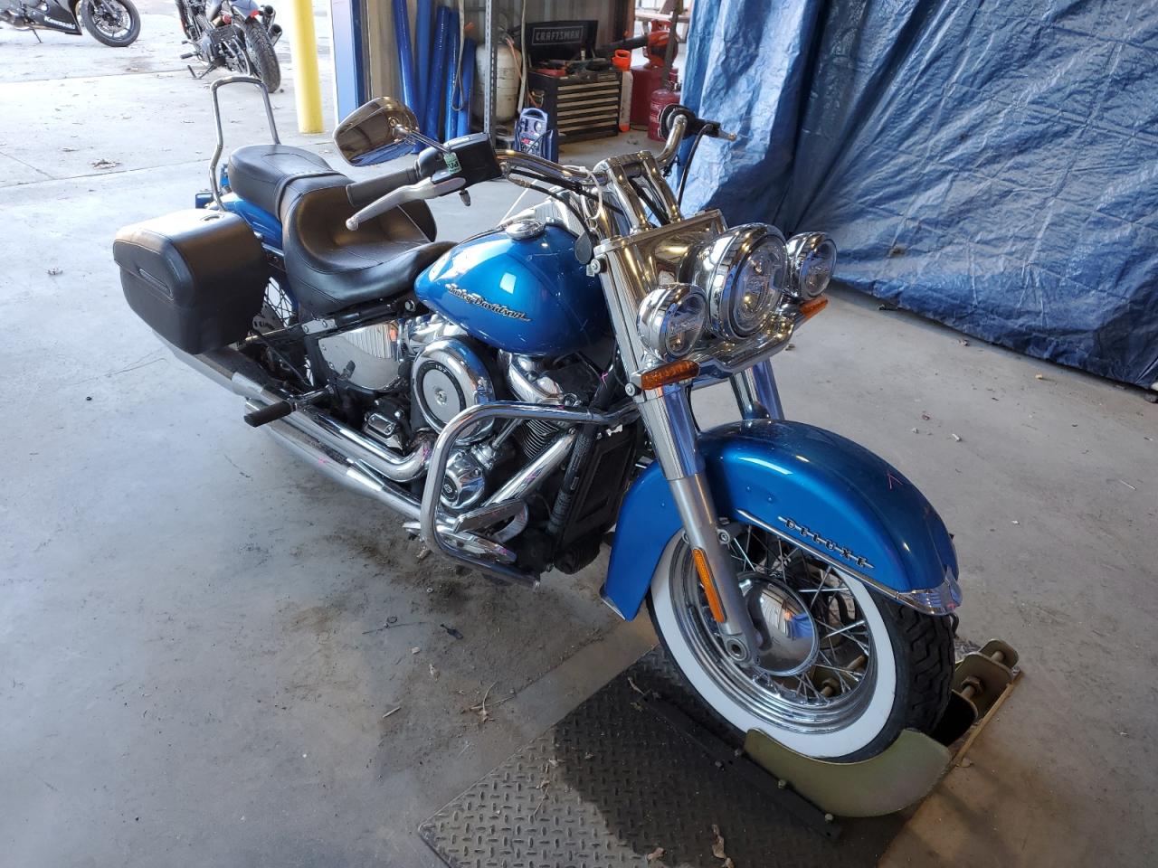 1HD1YCJ18JC042839 HARLEY-DAVIDSON FLDE DELUX 2018