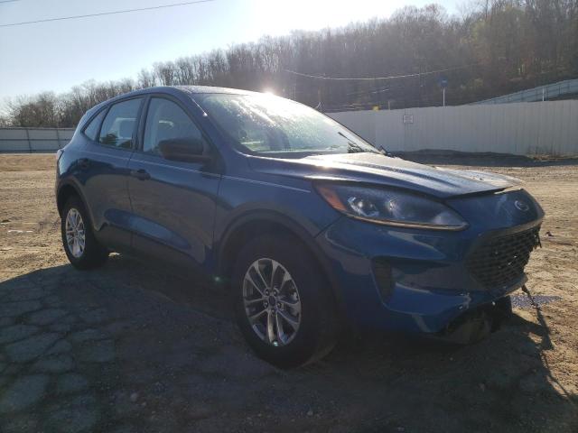 Salvage cars for sale from Copart West Mifflin, PA: 2022 Ford Escape S